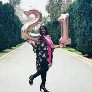 Meet your Posher, Janae